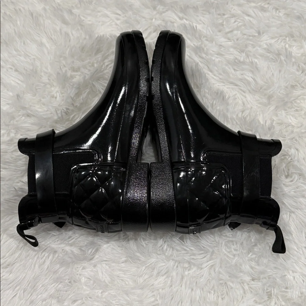 Hunter Refined Quilted Gloss Rain Boots Black Ankle Buckle Size 7